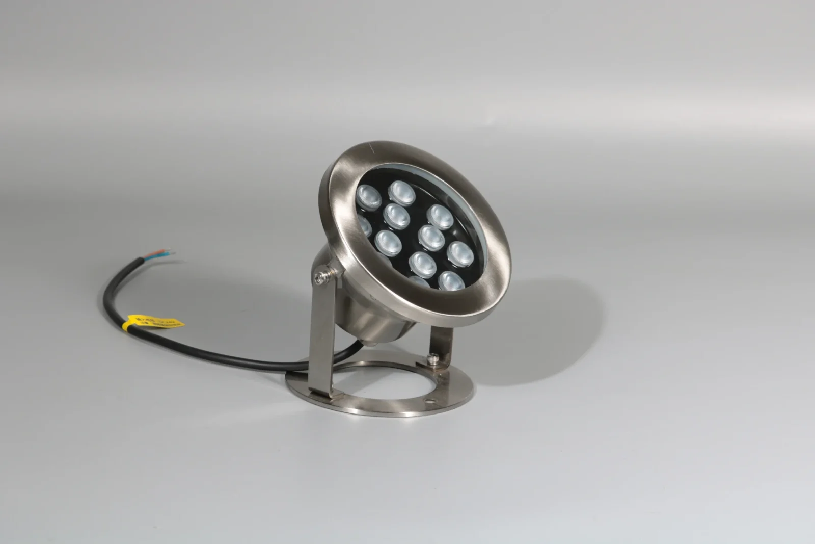 Round Bracket-Mounted Underwater Light