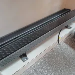 Deep-Hood Linear Wall Washer