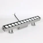 Compact Finned Linear Wall Washer